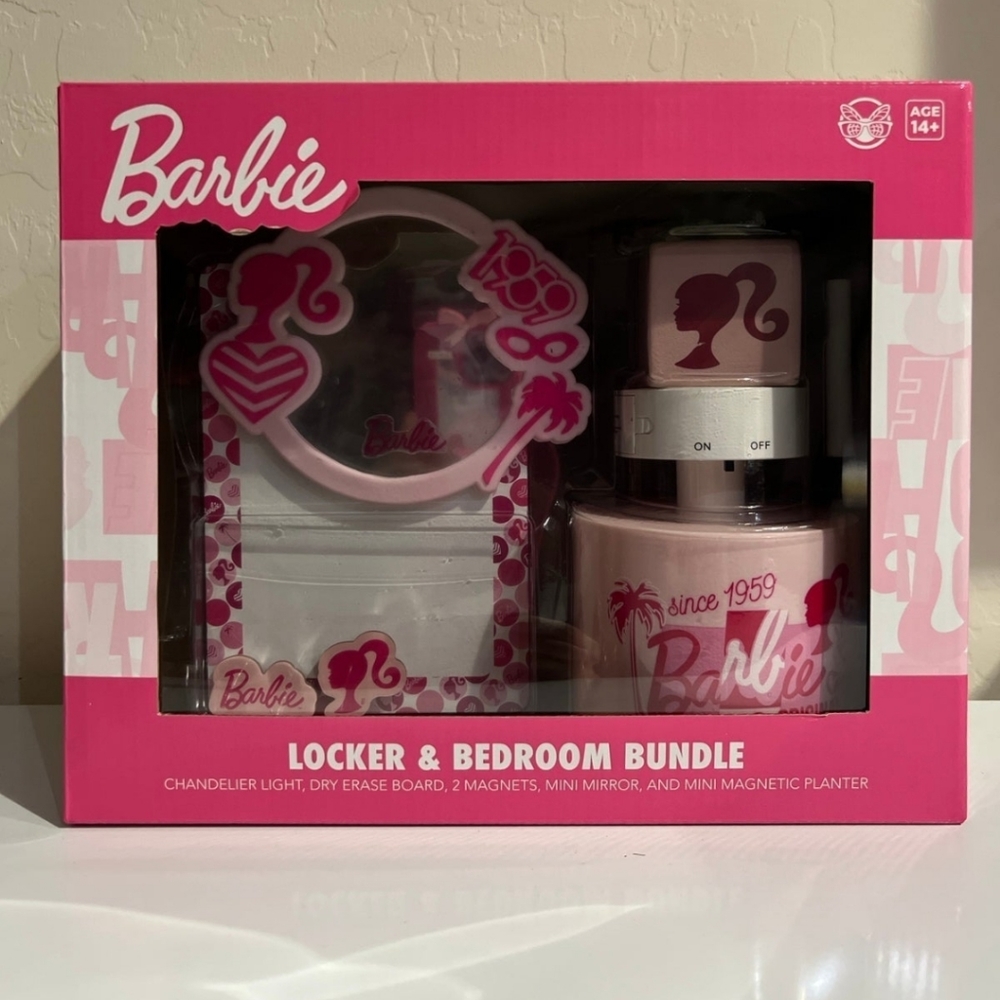 Barbie locker and bedroom accessories